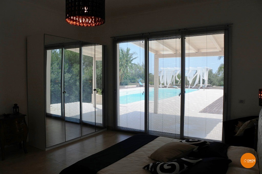 Villa con piscina e vista panoramica (23)